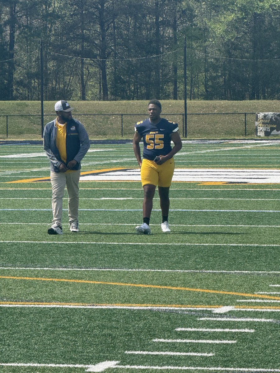 Coach Seneca Barron tweet media