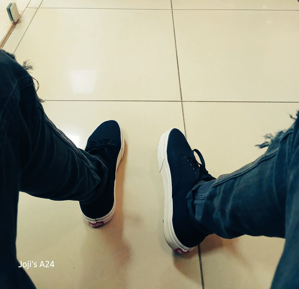 JØJÍ  tweet media