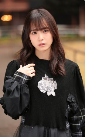 MaxRumbleX's tweet image. 『ストリートファイター6』新キャラ・イングリッドのテーマ楽曲を鈴木Mob.が担当。

借金1000万を背負う異色のアイドルが“戦う音楽”として歌声をぶつける構図で、キャラの世界観ごと一気に押し上げてきてる。

#スト6 #SF6 #鈴木Mob
 #イングリッド