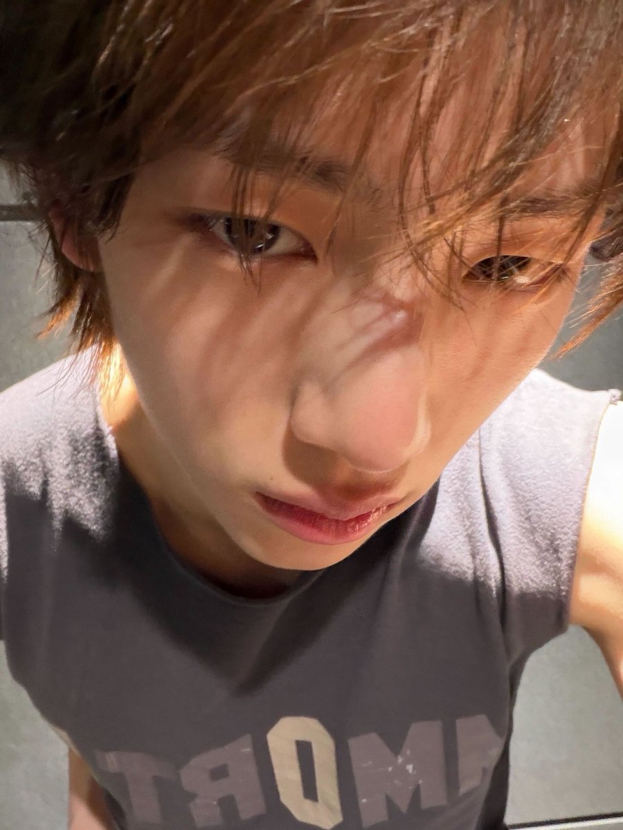 해진이 tweet media