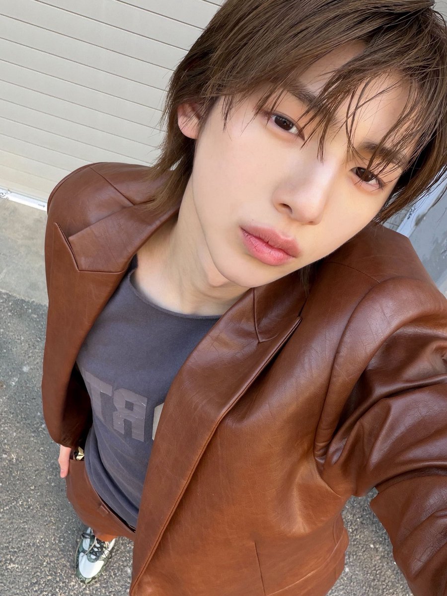 주훈 얼굴 tweet media