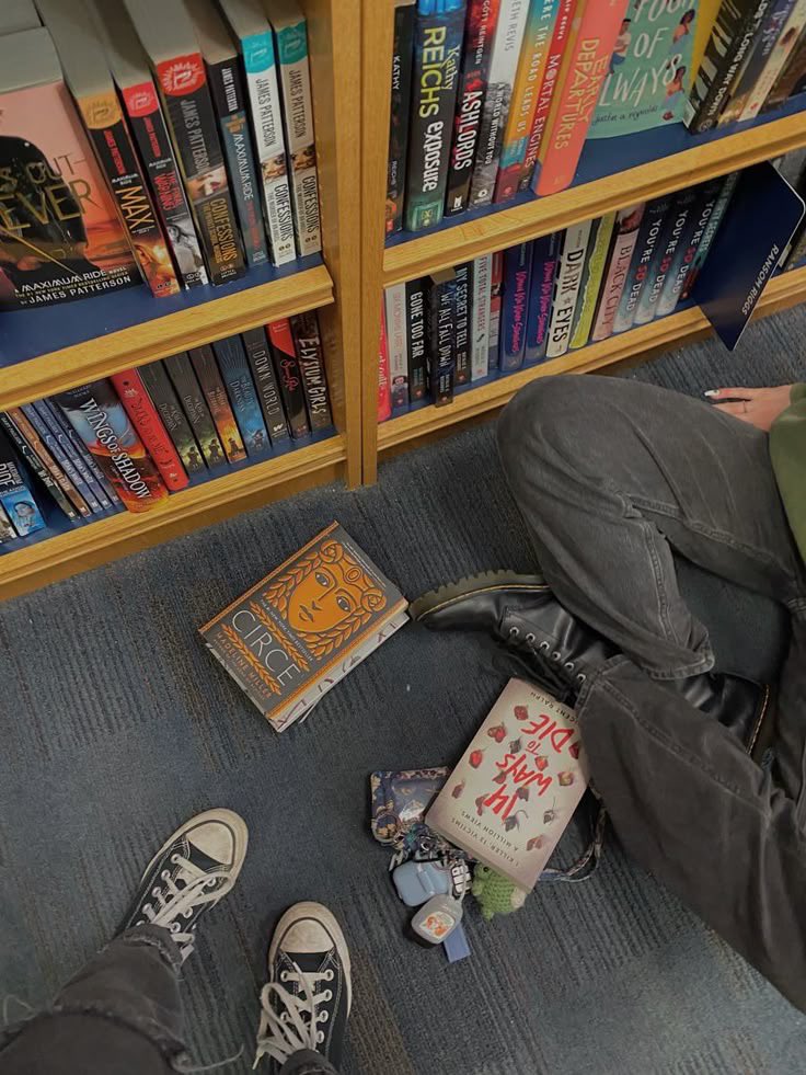 aira ۶ৎ tweet media