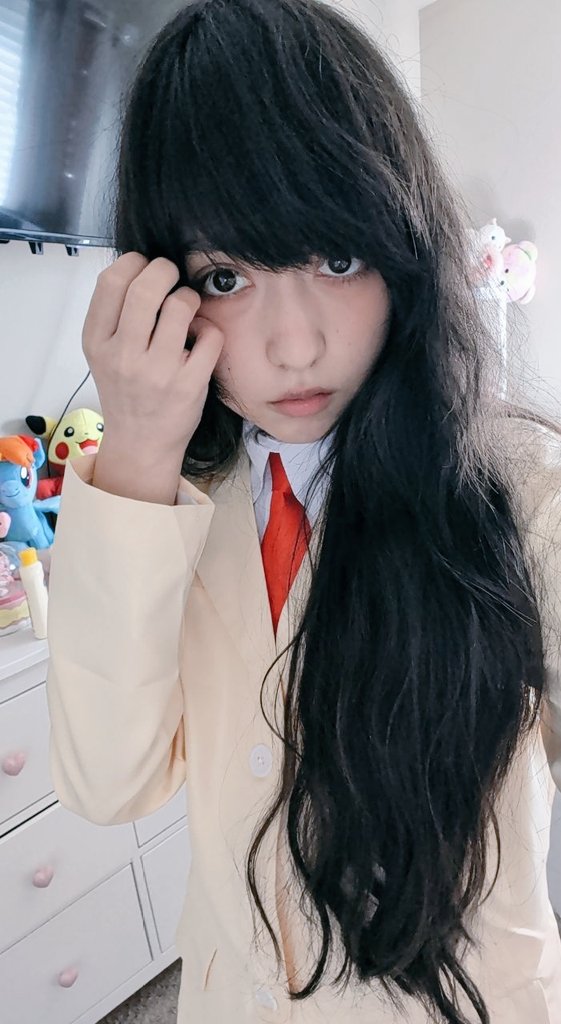 Mari Santillan tweet media