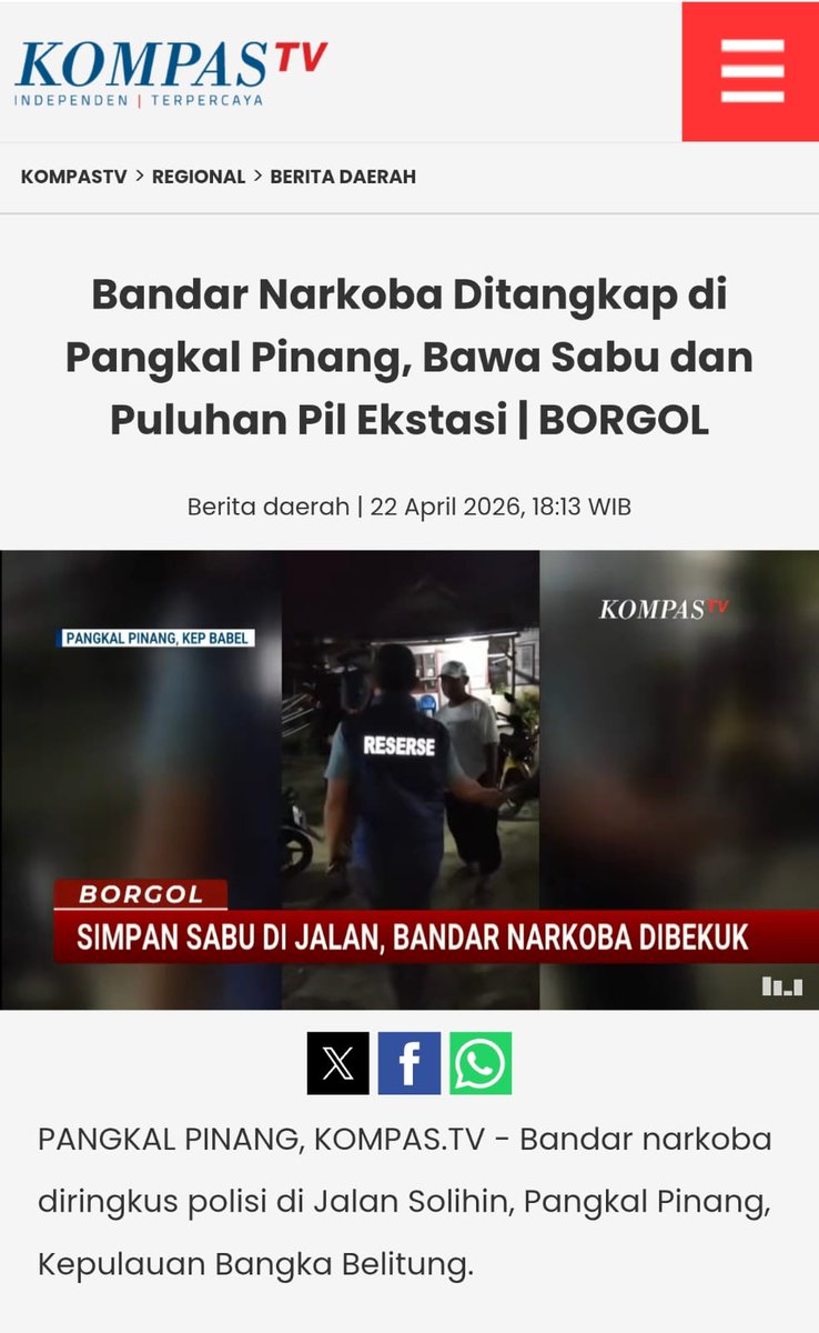 Polisi berhasil menangkap bandar narkoba di pangkal pinang. Sabu dan puluhan pil ekstasi berhasil disita
#BersamaBasmiKriminalitas
Memelihara Keamanan Indonesia