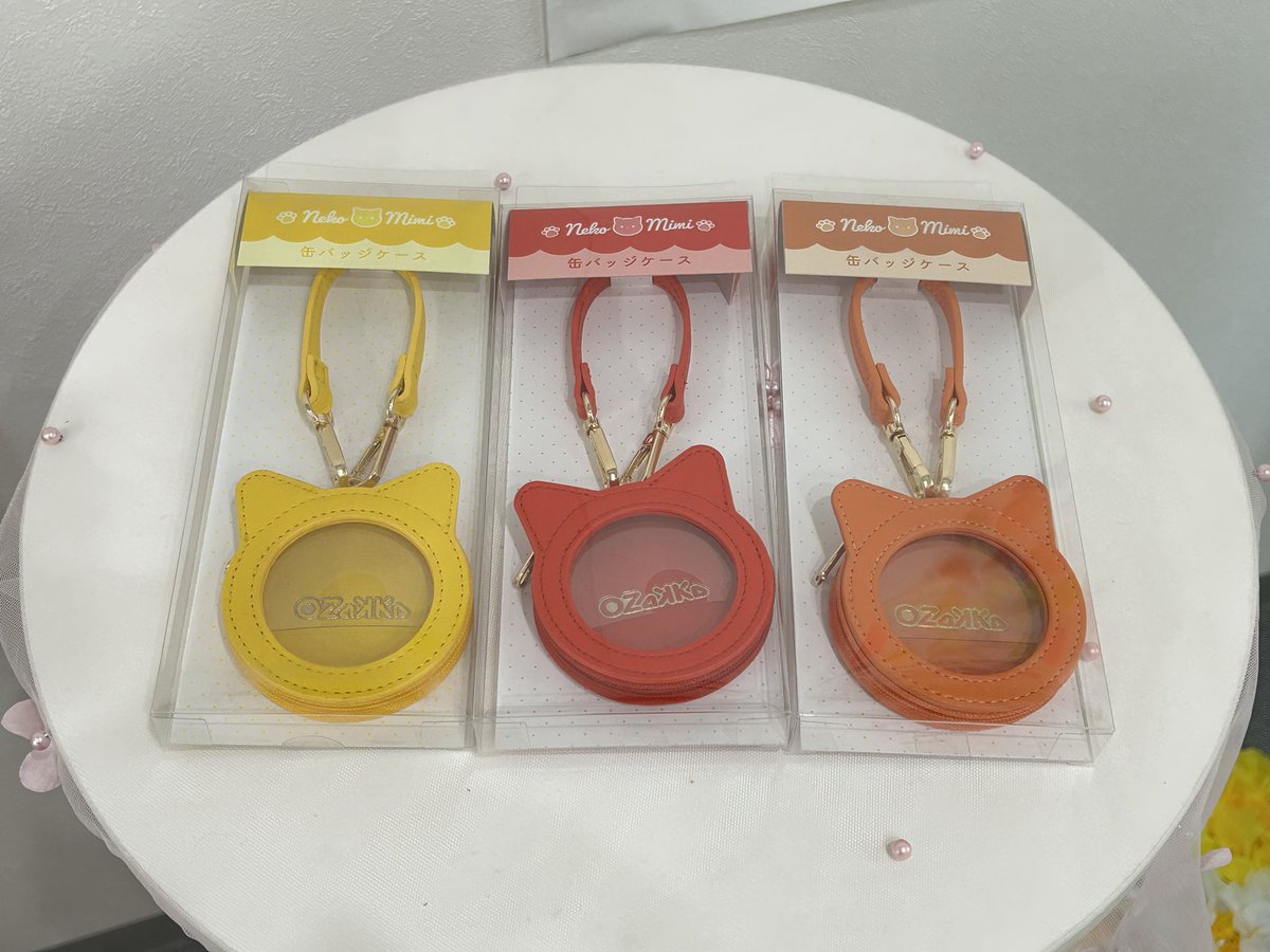 🐱再入荷情報🐱 【ねこみみ缶バッジケース】 イエロー/レッド/オレンジ