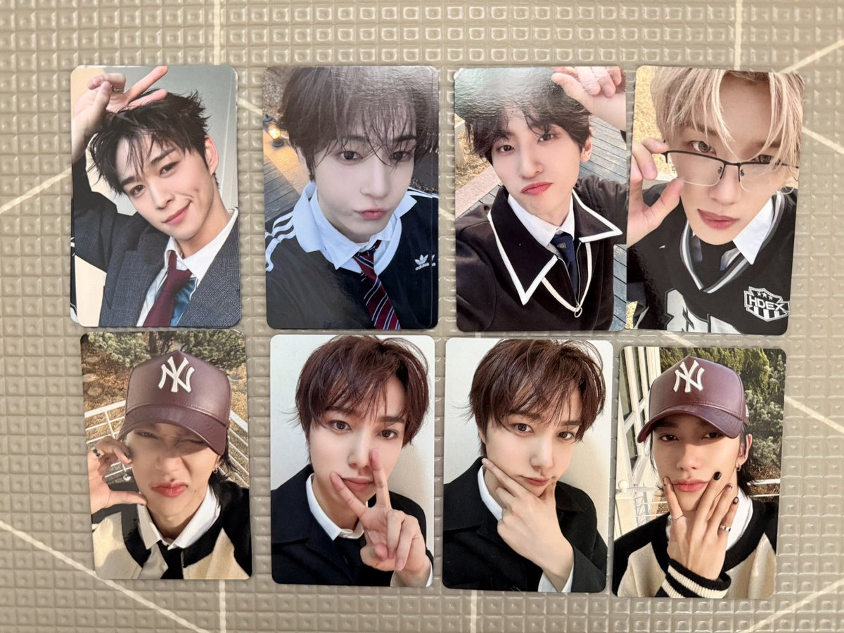 マ  ユ tweet media