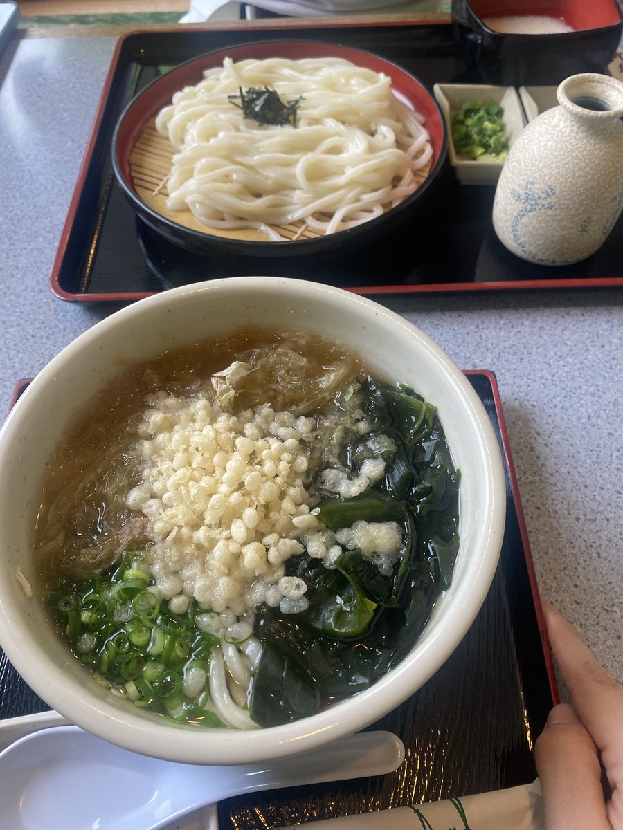 dechau_kana's tweet image. お昼の演奏ありがとうございます🙇‍♀️
お写真などまだの方はお早めにっ📸
⋆┈┈┈┈┈┈┈┈┈┈┈┈┈┈┈⋆
無事青島に入れるも、駆け抜けー😭
同じモンキーからは5000枚overも💮💮💮
内容的にも🙆‍♀️なお声聞けてるので、この後が楽しみだねー!!🥹

#でちゃう取材虹🌈 #PR  
#フェスタ久山店