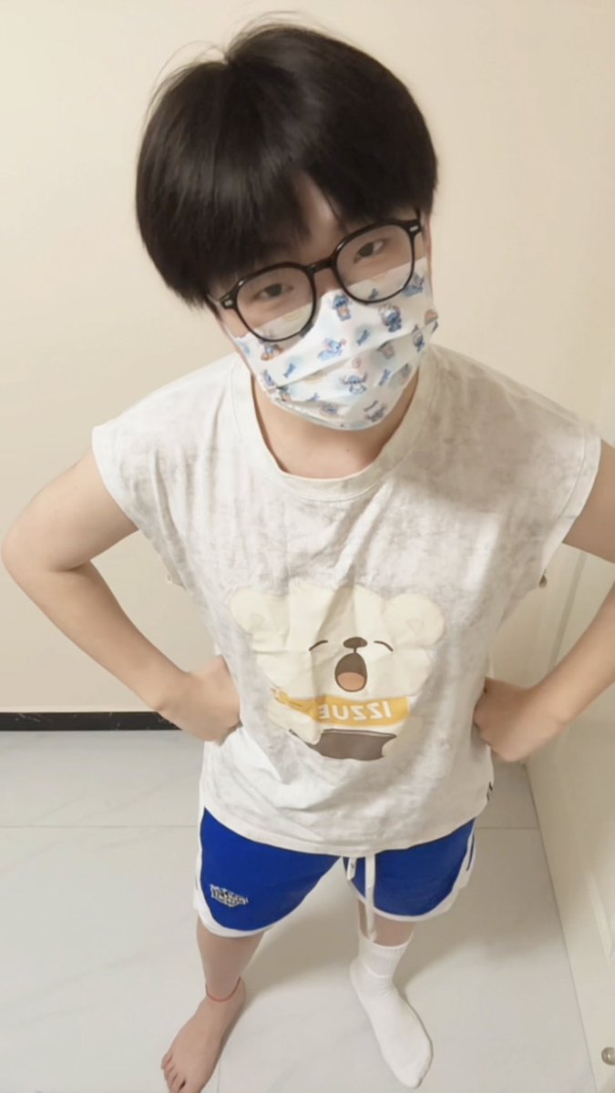 阳伊 tweet media