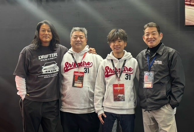 FDJマシン初公開！
SHIBATA RACING TEAM
SHIBATIRE × VeilSide
沢山の皆様にサポートして頂いて、FDJのスタートラインに立つことが出来ました！心より感謝申し上げます！
#FDJ