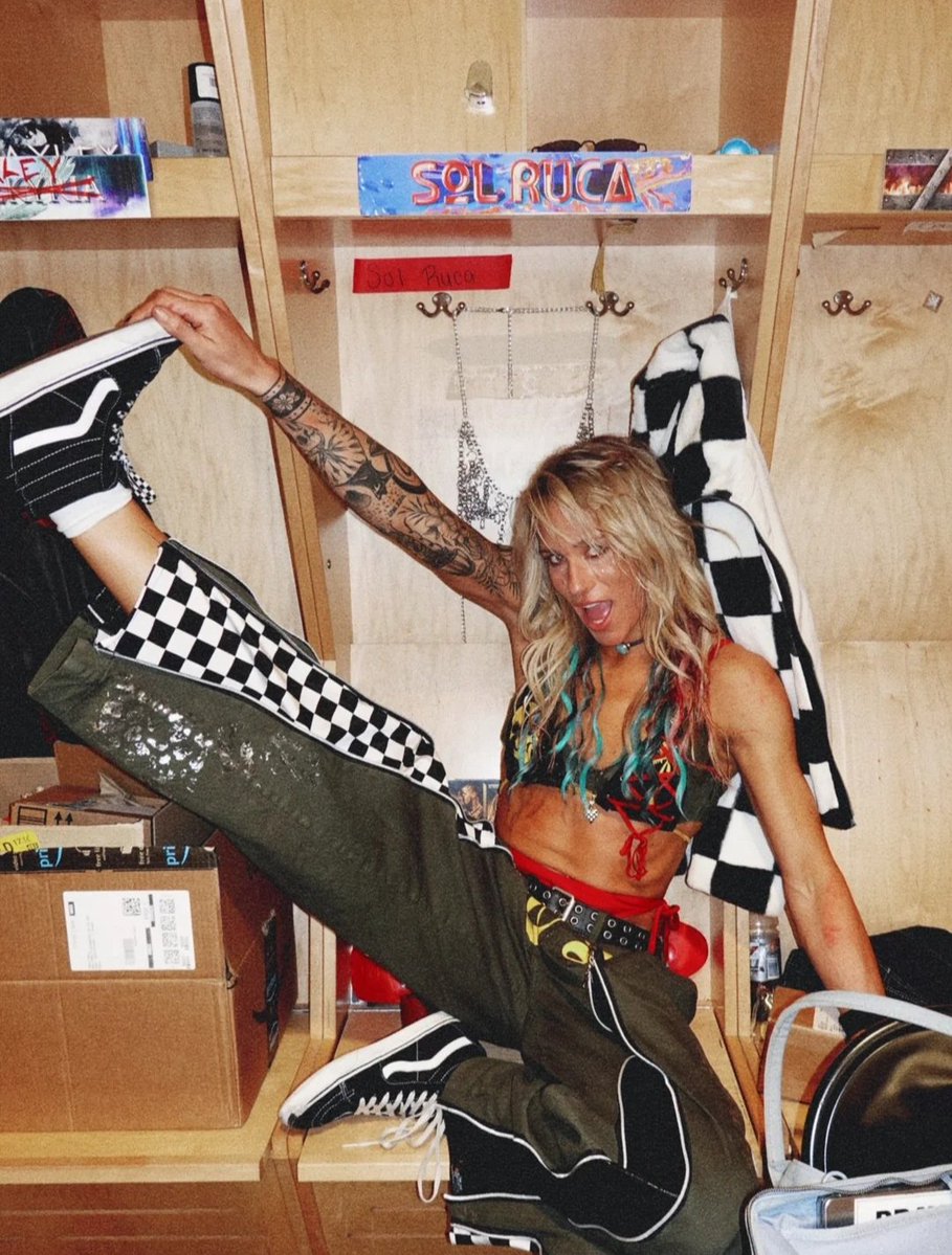 Ivan Batak tweet media