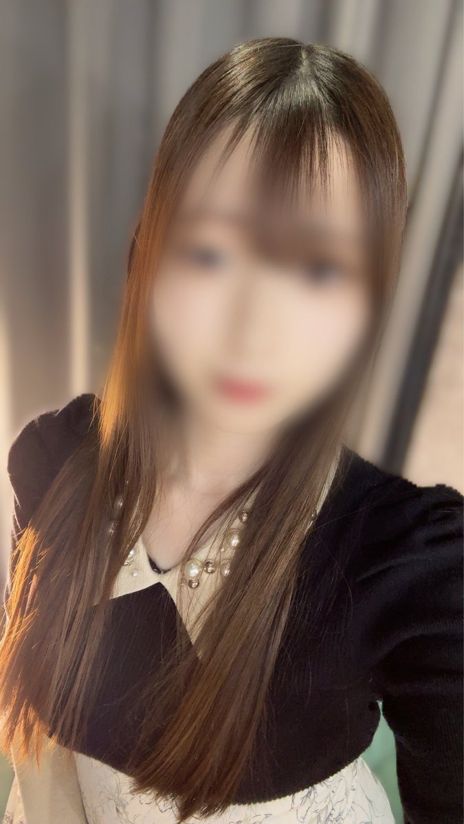 柚香 tweet media