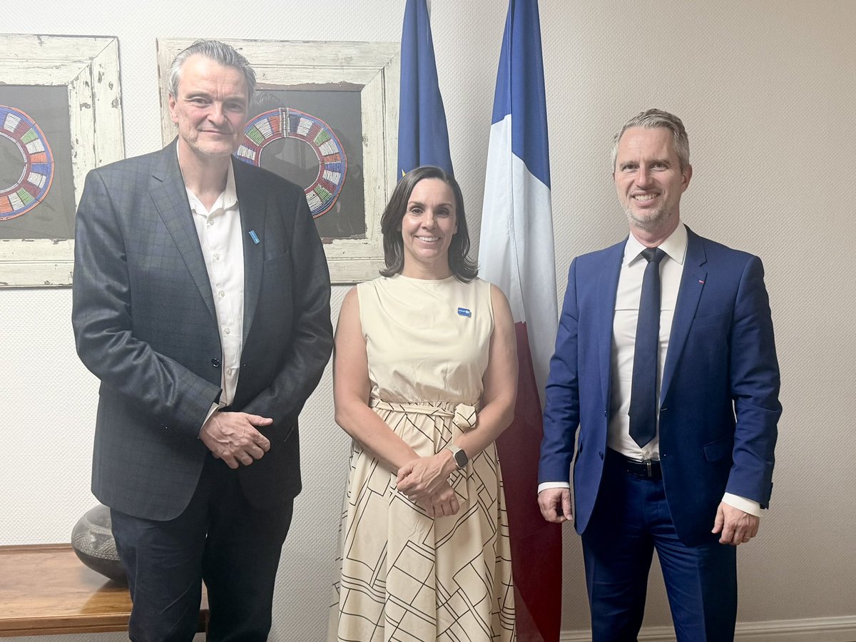 Met with <a href="/david_martinon/">David Martinon</a> <a href="/FrenchEmbassyZA/">France in South Africa, Lesotho and Malawi</a> to discuss the situation of children in the region, including the urgent issue of violence. 

We also explored ways to deepen collaboration, building on France’s long‑standing support to UNICEF, worldwide, including in emergencies.