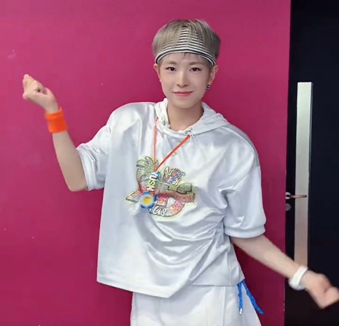 ash ❇️🪽 tweet media