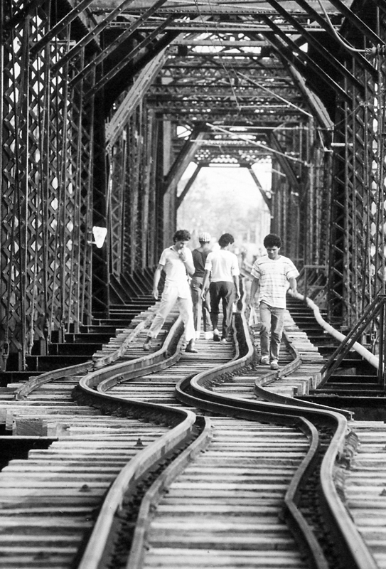 AlMaXx8017's tweet image. 🏚#Efeméride / 22.04.1991 ⧗ 15:57 ⧗ UT-6
❝/🇨🇷/ #Terremoto de Limón. #CR
Mw=7.7[USGS]

EL #sismo más grande en magnitud constadado en la historia moderna de Costa Rica.
+4,000 viviendas dañadas.
1.85mts de levantamiento del terreno en Moin.
Mercalli Máx=IX-X
48 muertos.