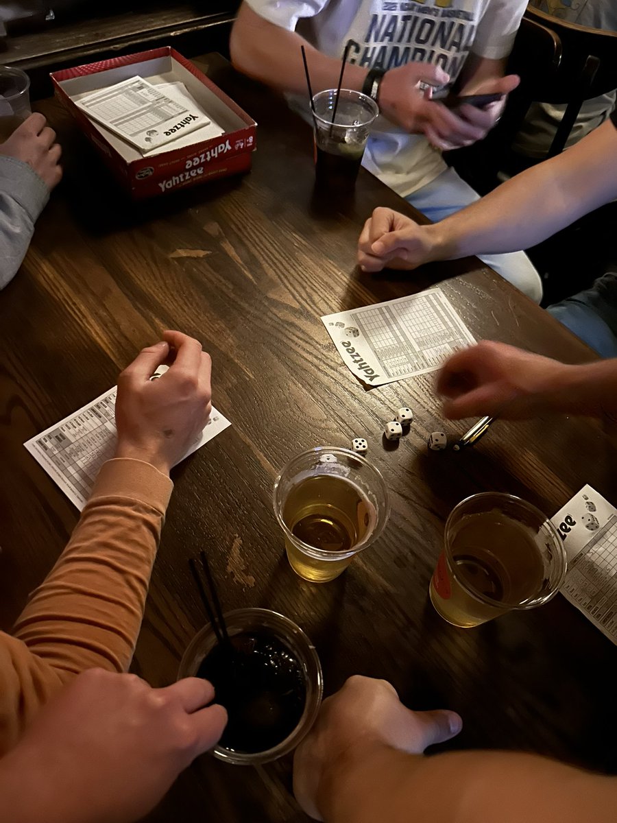 RodneyRadDog's tweet image. Not in it for birds… in it for the love of the game! #bag #nantucket #d1lax