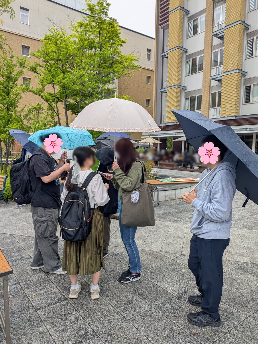🌸新歓3日目🌸

本日は生憎の雨☔
ブースでの勧誘は昼休みのみに行いました😔

ただ、本日も能楽師の先生方が大学にいらっしゃっております🙇
お稽古体験や部室見学など、ご興味がございましたら、是非舞踊室まで遊びに来てください👍

#春から日大文理 #春から日大 #日大文理 #日大能研