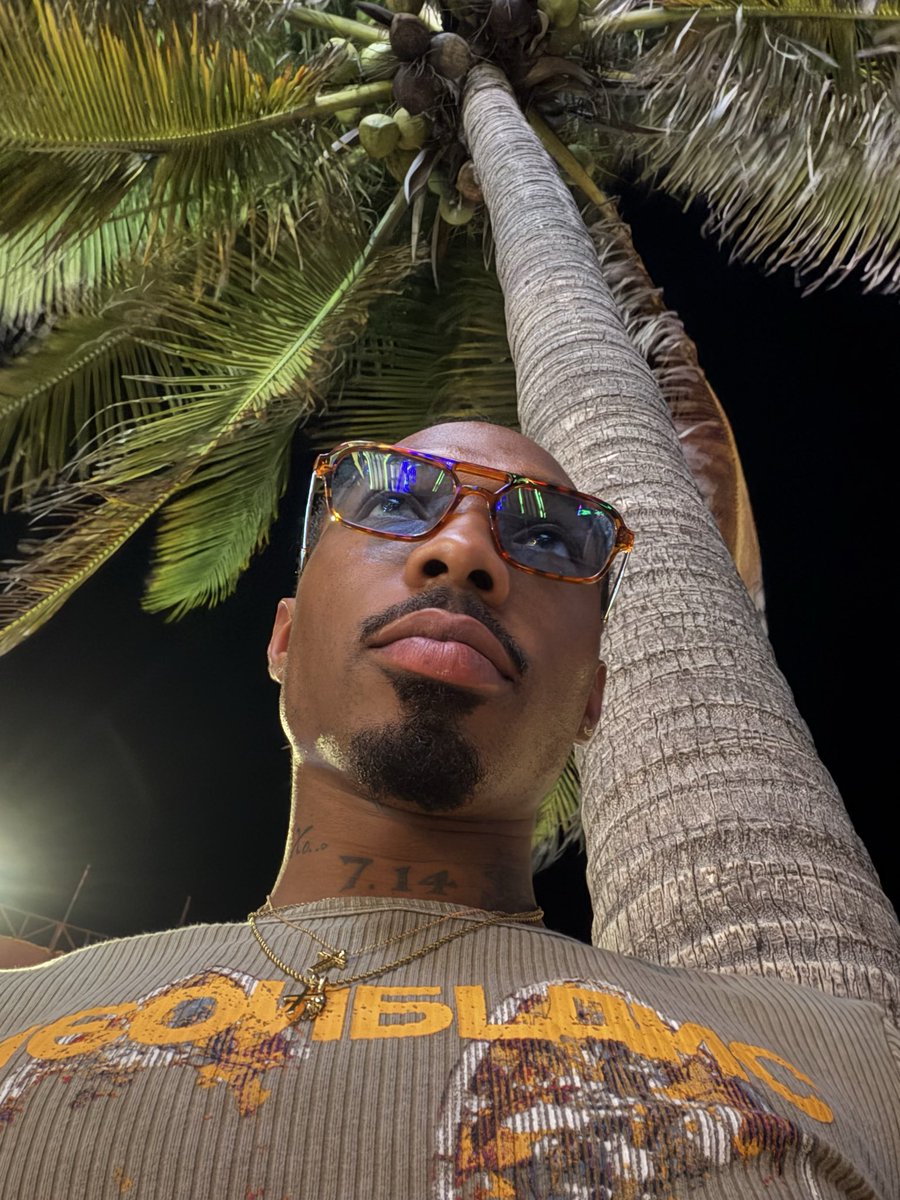 Trell.RL🕴🏼 tweet media