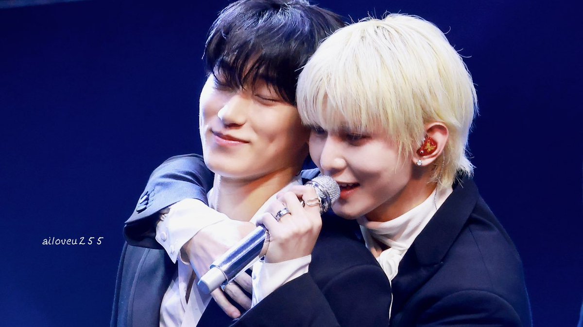 My Sansang tweet media