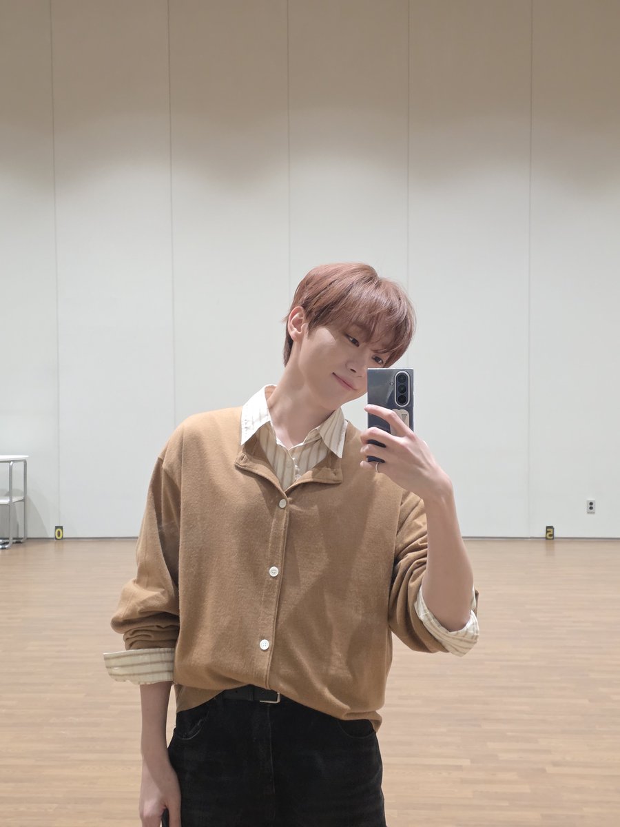 부가을 tweet media