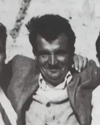 Миле Ристић, Србин из Миљевића код Градишке. Приликом пробоја из Јасеновца, 22. априла 1945. године, рукама је задавио усташу који је из митраљеза пуцао по логорашима, а затим митраљез окренуо и запуцао на усташе, чиме је омогућио успех пробоја. 

Слава заборављеном јунаку!