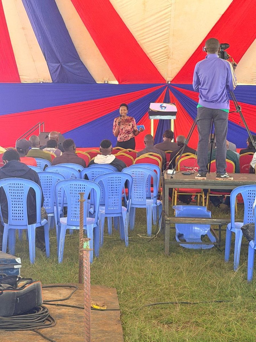 NACADAKenya's tweet photo. 👨‍👦 Real talk for real men. Kieni Men's Conference.

Our Nyeri office, in partnership with:
✅ County Department of Gender & Social Services
✅ Probation and Aftercare Services
✅ New Abundant Life Church

Hosted the Kieni Men's Conference.
Discussions covered:
🔹 Risk & protective factors among men
🔹 Substance use → GBV, defilement & suicide
The call: Men, take responsibility for your health & choices. Champion safe, respectful communities. 💪