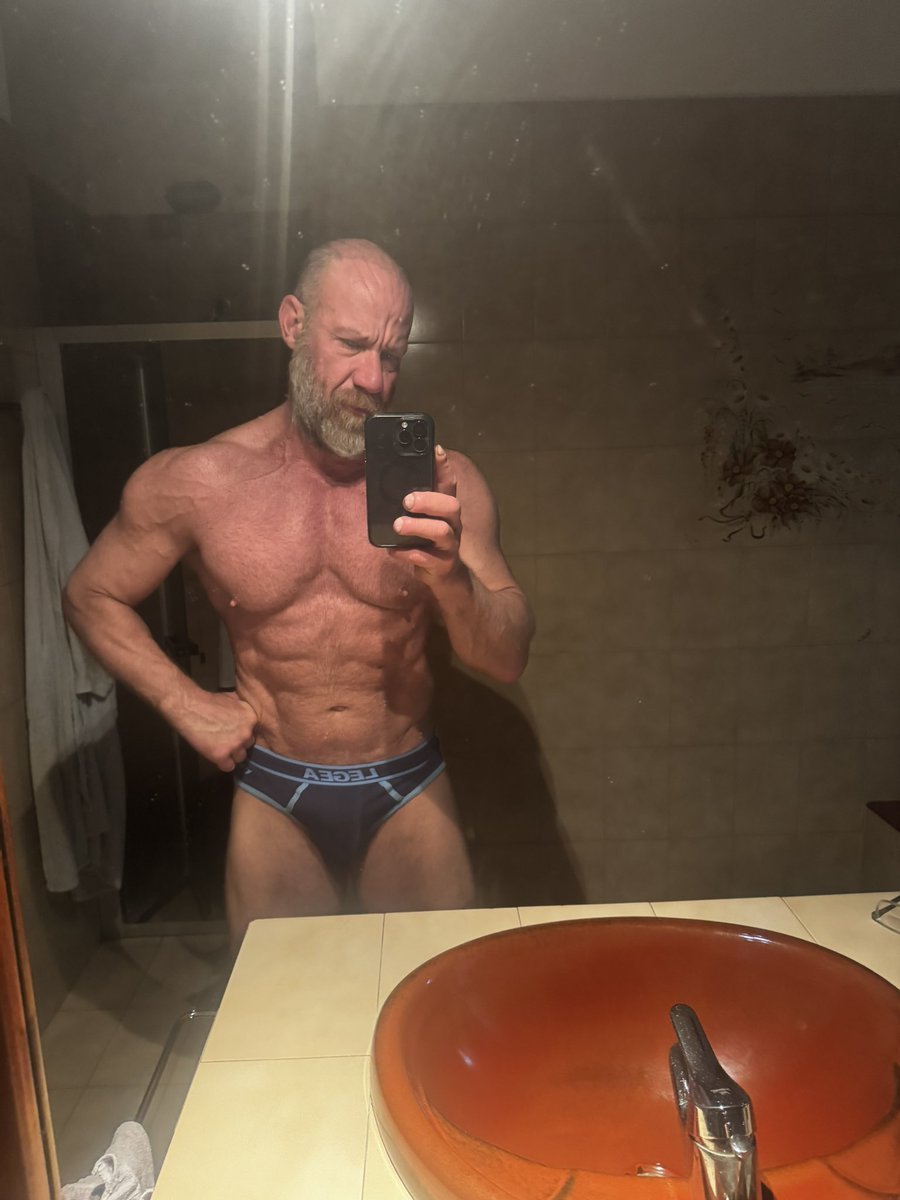 GYMBG1's tweet photo. https://t.co/5EYBFc4cie