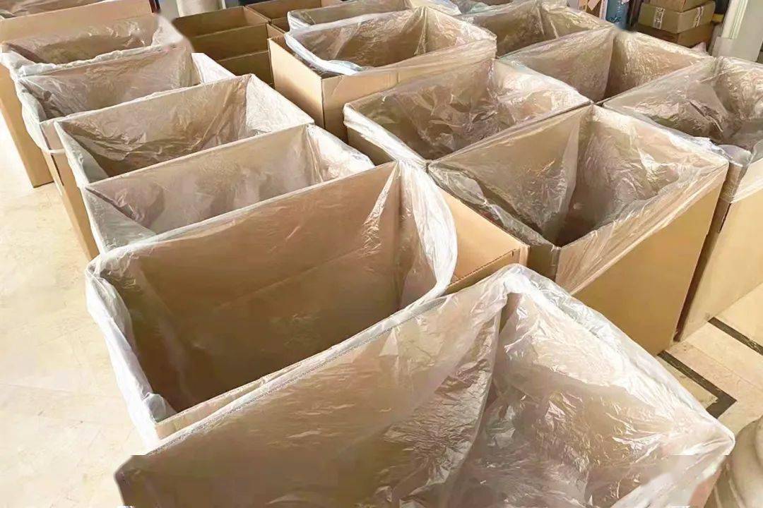 Keriimm07's tweet image. Unboxed my latest parcel—love the sustainable packaging u0026 cozy knit sweater inside!  Can’t wait to style it this fall. #EcoFriendly #UnboxingJoy