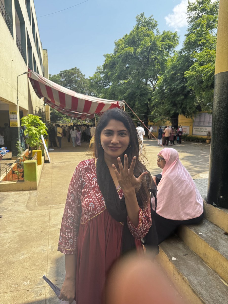 iMariaJuliana's tweet image. Voting is our right and responsibility 🗳️ #election2026 #tamilnadu #julie