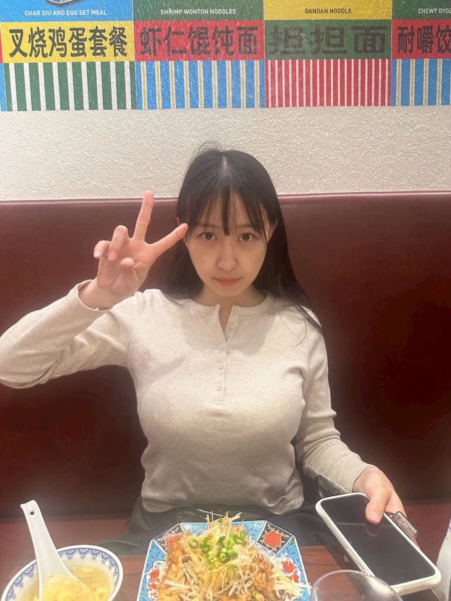 八束くるみ tweet media