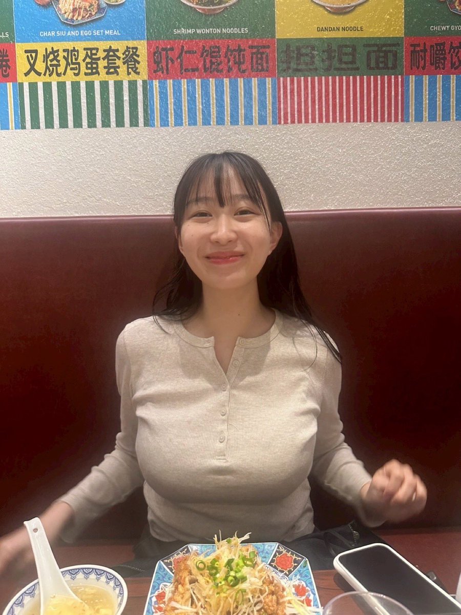 八束くるみ tweet media