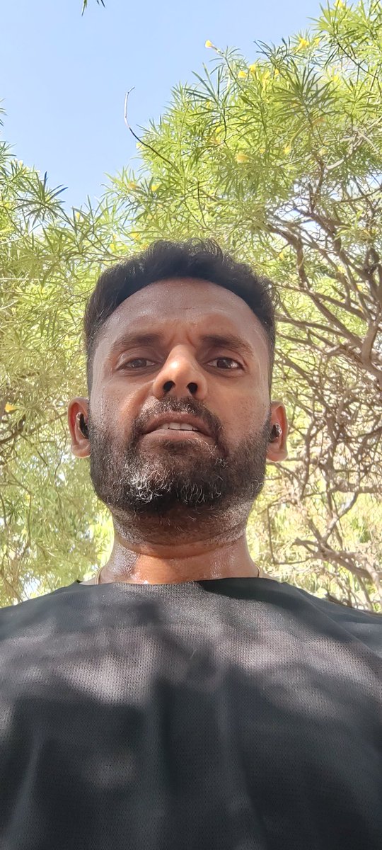 SumantYadav4's tweet image. Thursday:5K

#FitnessBang2026 #FetchYourBody2026 #RunningWithTumiSole #AdmireYourself #RunningWithSoleAC #NikeRunClub @RunningWithTum1 @runningpunks #fitindia @FitIndiaOff