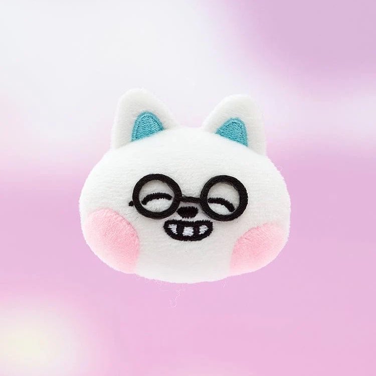 แล้วดูยิ้มยิงฟันเหมือนกันเป๊ะ 55555555555555