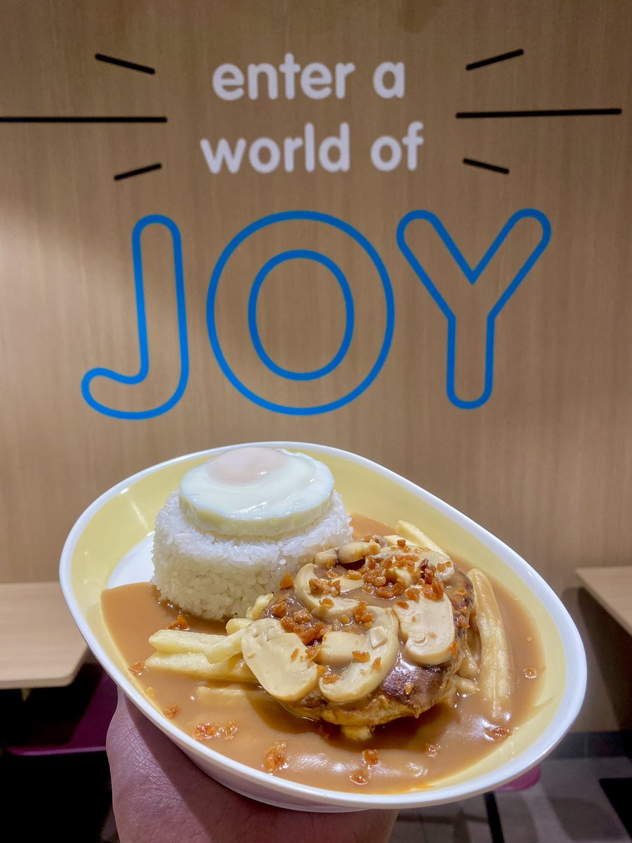 Jollibee's tweet image. #JolliFAM, na-try mo na ba ang trending #PangmalakasangBurgerSteak today? 😋♥️