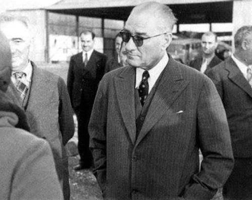 Atam’ı ve verdiği mükemmel kararları konuştuğumuz günlere bayılıyorum. Kutlu olsun🤍