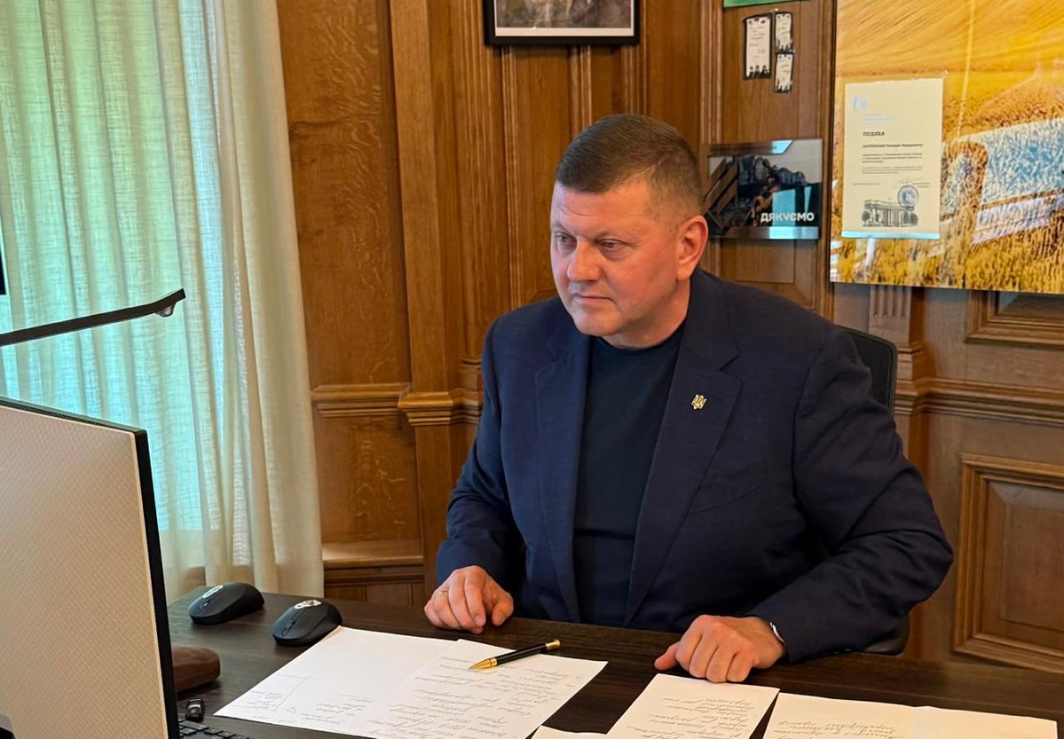 Було приємно поспілкуватися зі студентами з різних українських університетів у рамках онлайн-дискусії, організованої Київською школою державного управління. Відповів на гострі питання, які цікавлять нашу молодь сьогодні.