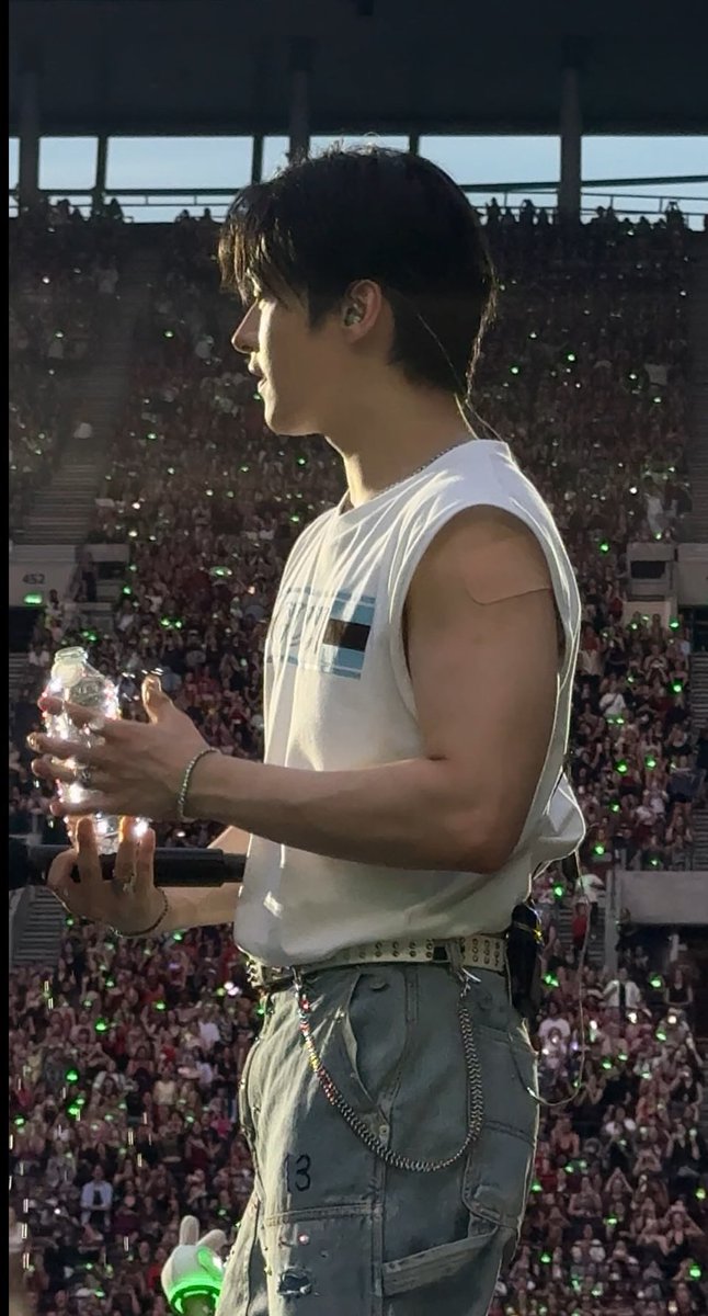 sally ♡s lino tweet media