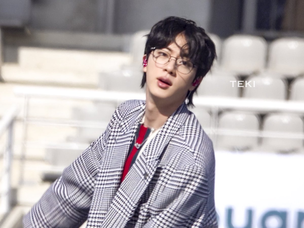 260411

振り返る

#방탄소년단진 #김석진 #석진 #진 #BTSJIN #JIN 
#BTS_ARIRANG #BTS_WORLDTOUR_ARIRANG