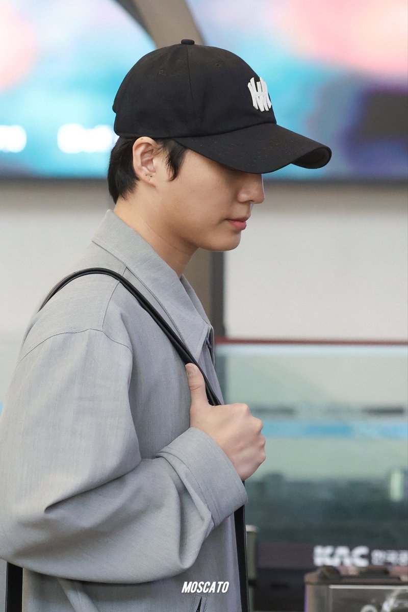 woodyꕤ Brian Kang tweet media