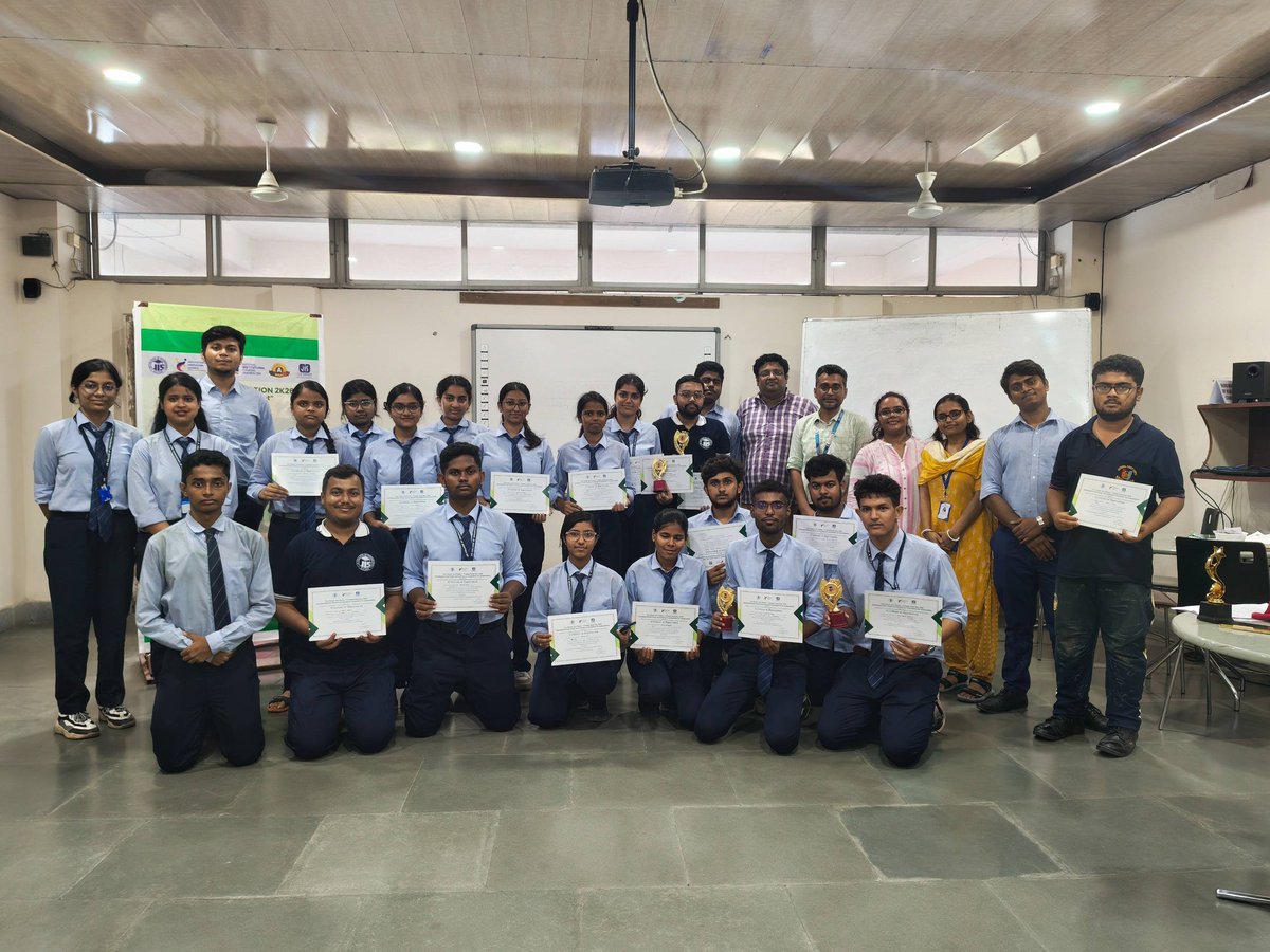 JisCollege's tweet image. 📷📷 Earth Day Celebration 2K26 | Our Power, Our Planet
A beautiful and successful initiative where creativity met awareness. 📷📷
 
Organized by Organised byBSHU in association with Environment and Educational Club and IIC JISCE
#EarthDay2026 #OurPowerOurPlanet #SaveEarth