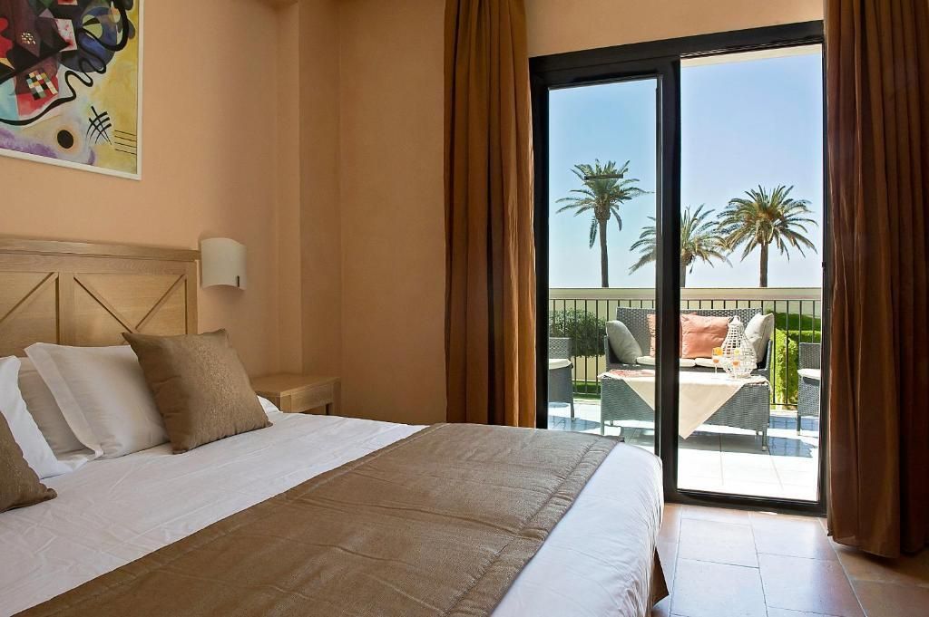 yataa_fr's tweet photo. Un week-end en Sicile pour 136€… 🇮🇹

2 nuits dans un Hôtel 4⭐️ piscine + petit dej
Pas besoin de congé, c’est du 8 au 10 mai (et le vendredi 8 est férié !)

▶️ https://t.co/yaVpU8Ga7f https://t.co/nlbwithqaZ