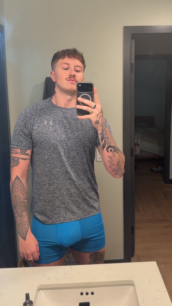 BackupGunz's tweet photo. Tell me I’m pretty 🥺 https://t.co/aoAhikMmnO
