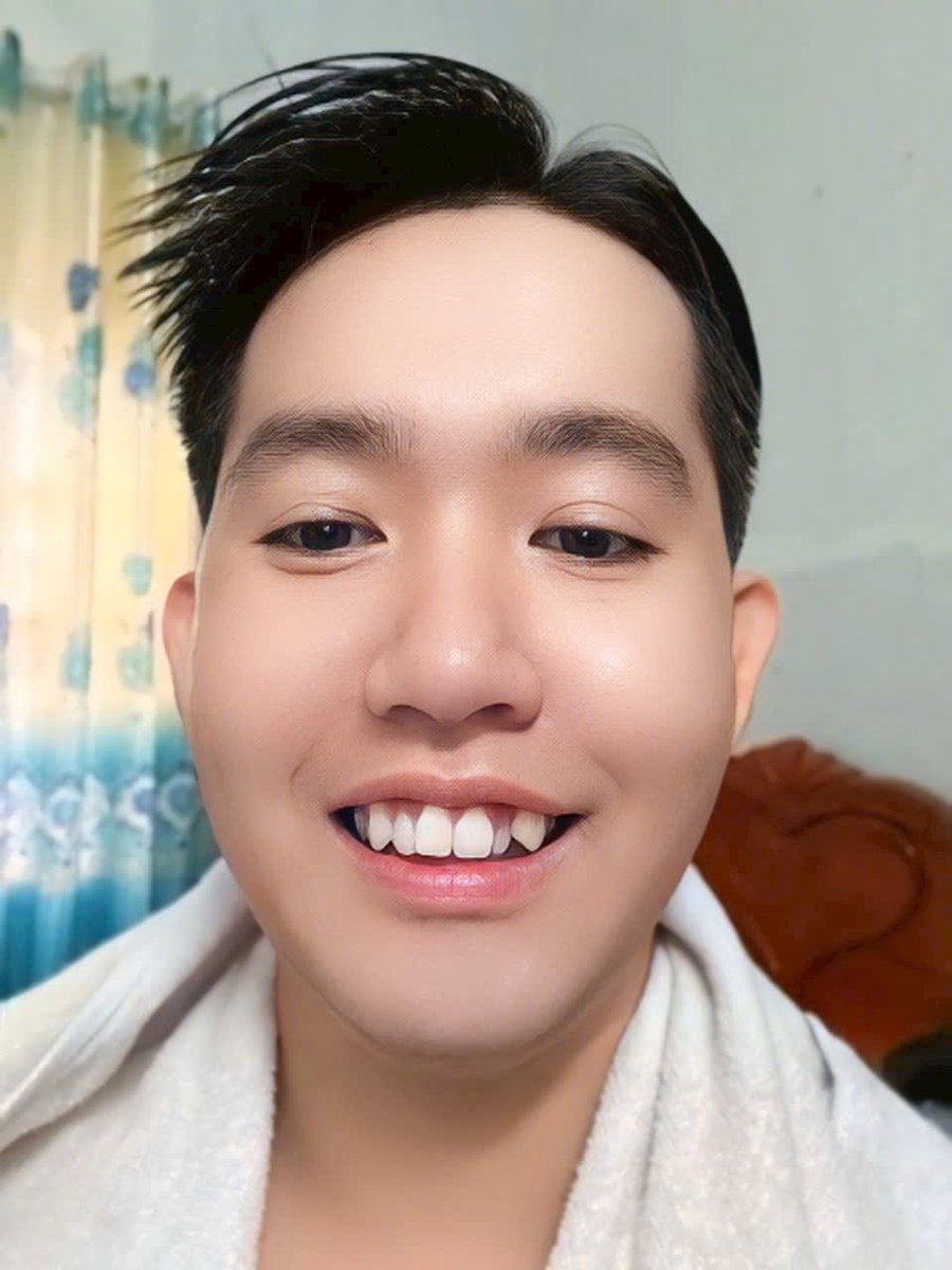 Nguyen258485's tweet photo. Khi bạn ở ngoài sáng.tất cả mọi thứ đều theo bạn.nhưng khi bạn buớc vào bóng tối.ngay cả cái bóng của bạn.củng không đi theo bạn nửa https://t.co/9q4oTy6BAi