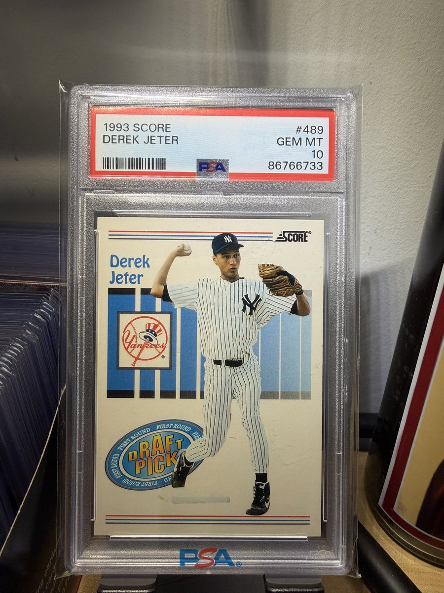 BasedCardGuy's tweet image. Check out 1993 Score Derek Jeter #489 RC Rookie PSA 10  ebay.us/m/RIfhZh #eBay via @eBay #TBBReposts #TBBCrew #CardsForSale #DerekJeter #Rookie #PSA10 #Yankees #NewYork #Score