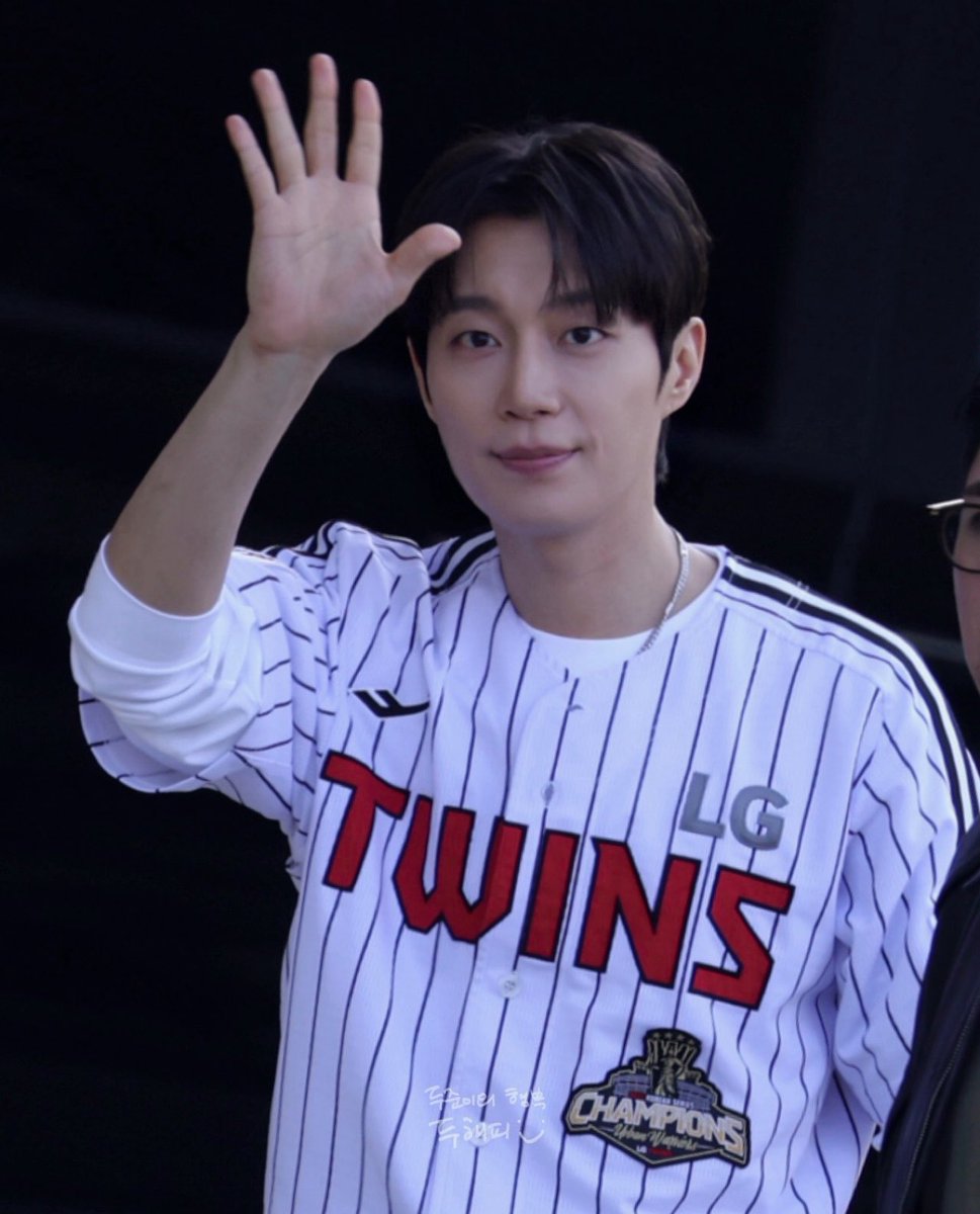 ᴅᴜʜᴀᴘᴘʏ:) tweet media