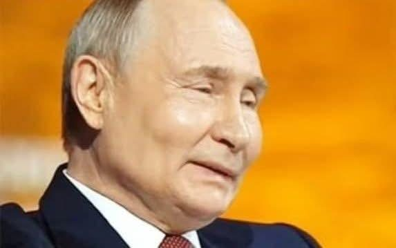 Diplomacy according to the Kremlin: "We can meet anytime... at my place. Bring your pen." 🖊️😏

Breaking news from Moscow: Putin is very willing to meet Zelensky. Anytime. In Moscow.

The condition? The meeting should only "finalize" the peace agreement. In other words: No