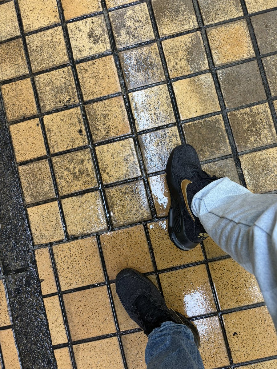 gyakuY2's tweet image. NIKEのAir Max買った
#NIKE #AirMax