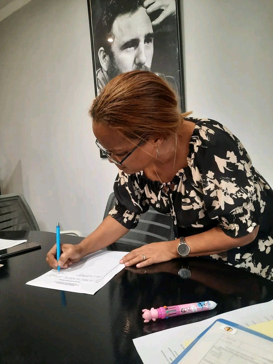 IgmaraR's tweet photo. #Guantanamo, se llevó a cabo #MiFirmaPorLaPatria, desde la empresa Pescaguan reiterando su disposición de defender  la soberania
#CubaEstáFirme 
#pescaguan @Colina_CTCuba @yoeaberob1 @Cuba_CTC @PresidenciaCuba https://t.co/bY15Wr2lNN