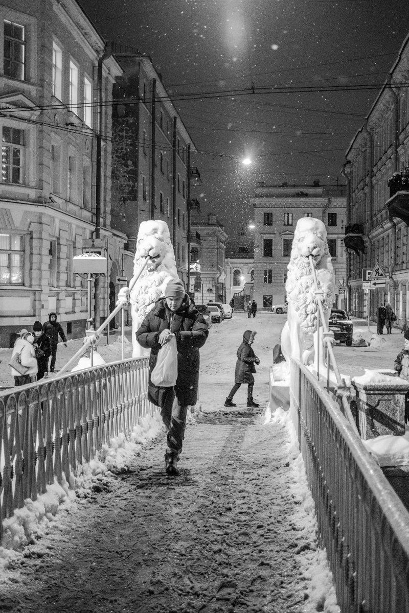 georg255's tweet image. St.Petersburg,Russia
01/2026
#streetphotography 
#blackandwhitephotography 
#cityscape