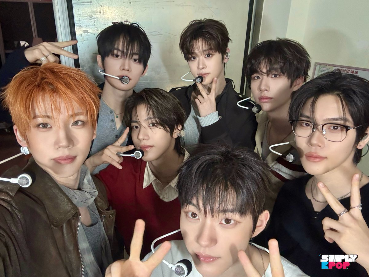 SIMPLY K-POP tweet media