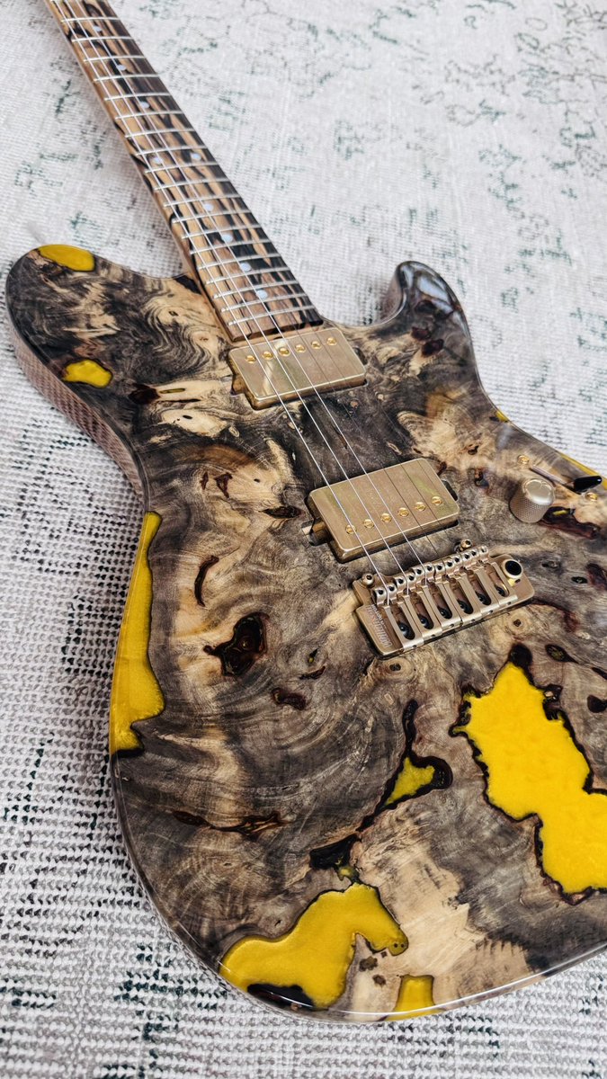 muumuu_7x_xj_'s tweet photo. よし
一旦休憩がてら🎸ぎたぁ弾こう
#DS496 https://t.co/SlvfGVe67v